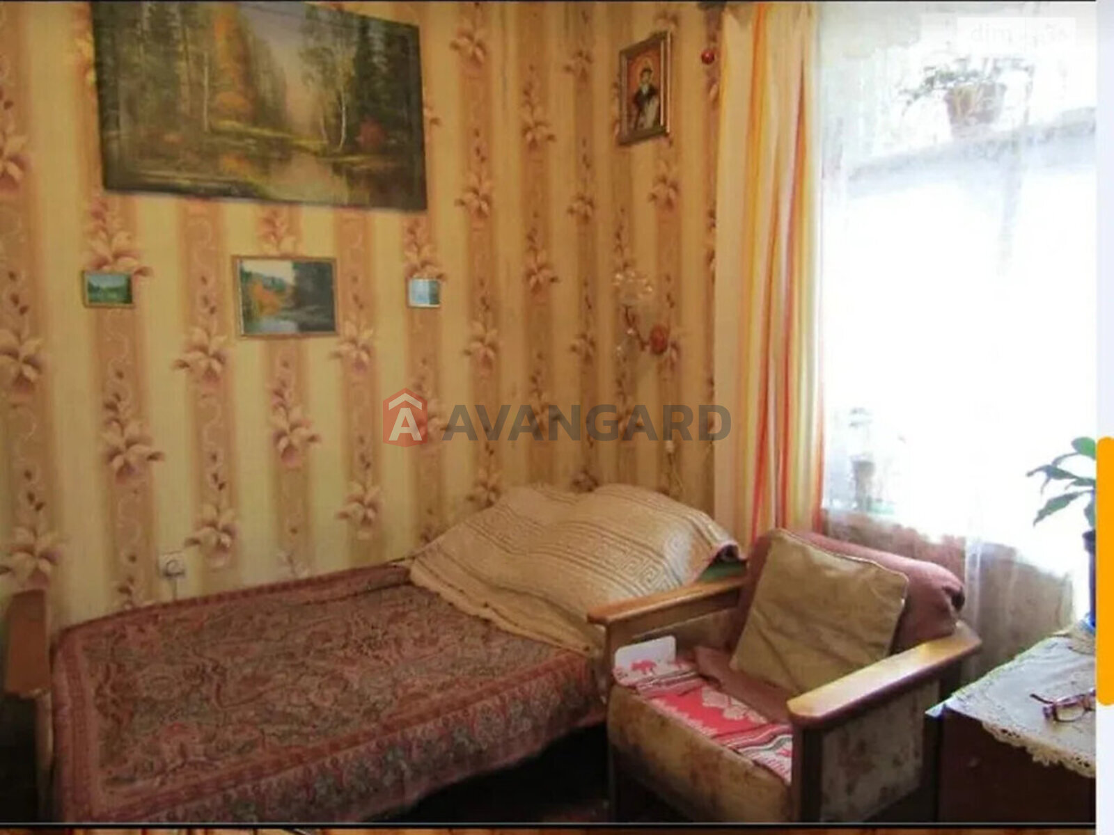 ������� �������, 33 ��.�. ���� 10