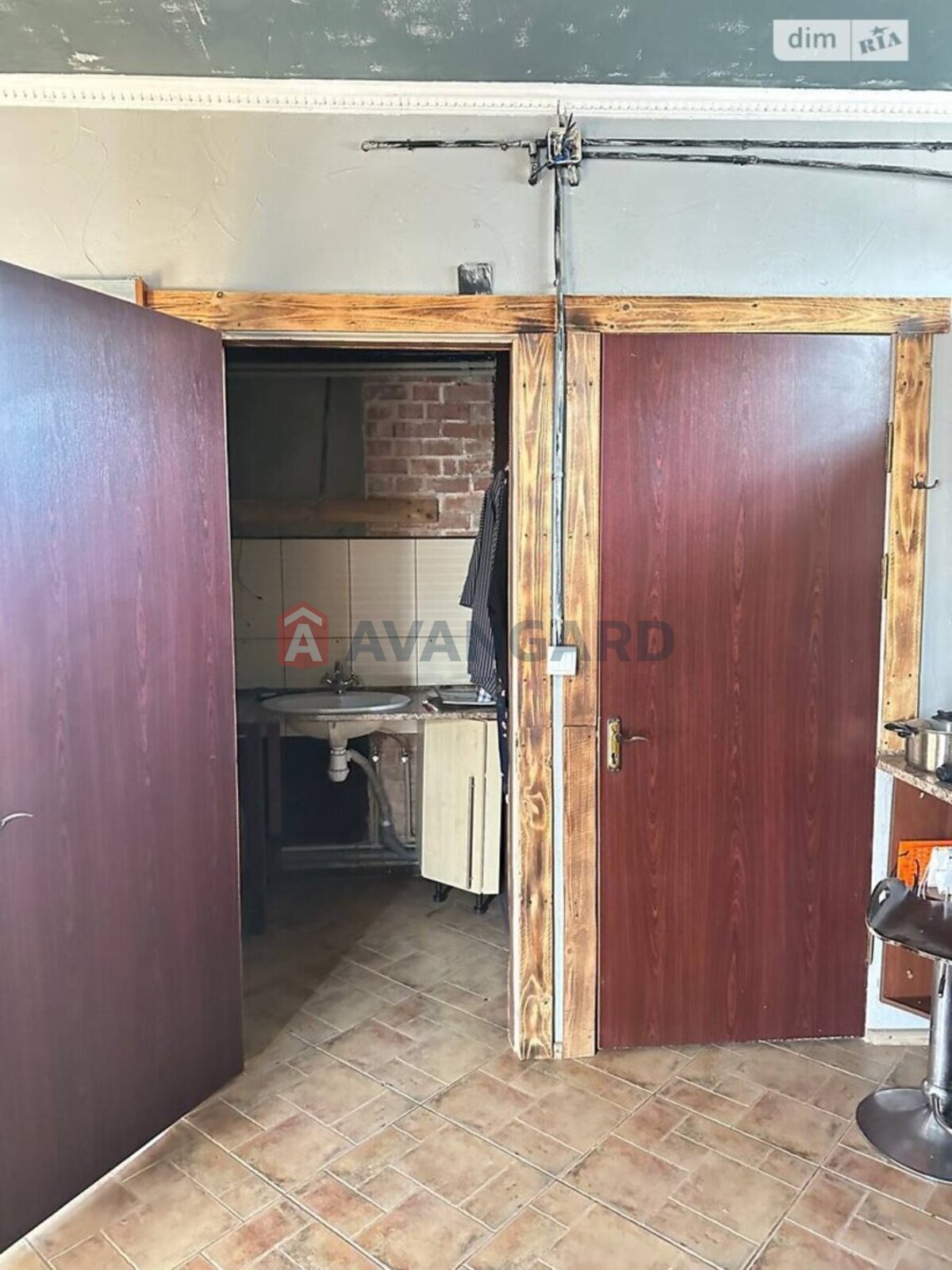 ������� �������, 65 ��.�. ���� 18