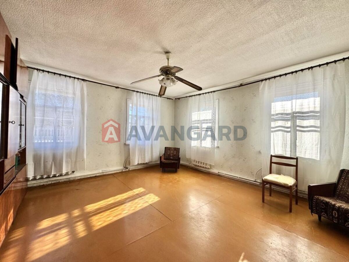 �������, 85 ��.�. ���� 8