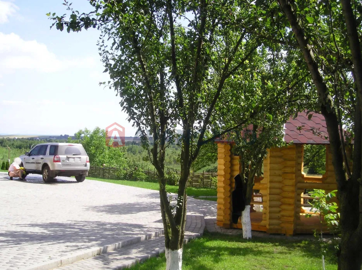 �������, 400 ��.�. ���� 4