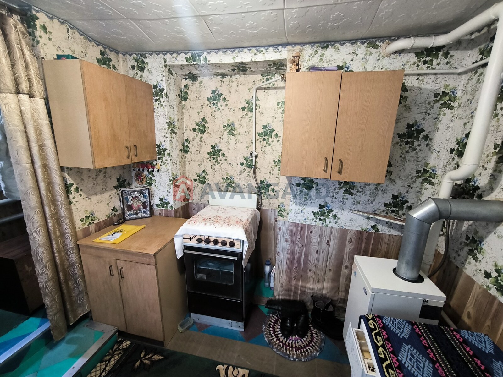 �������, 32 ��.�. ���� 9