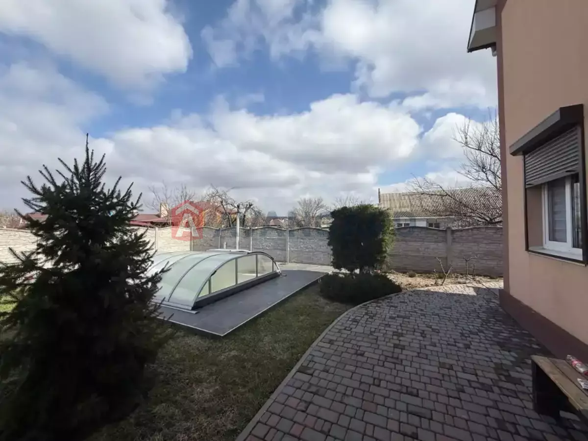 �������, 115 ��.�. ���� 26