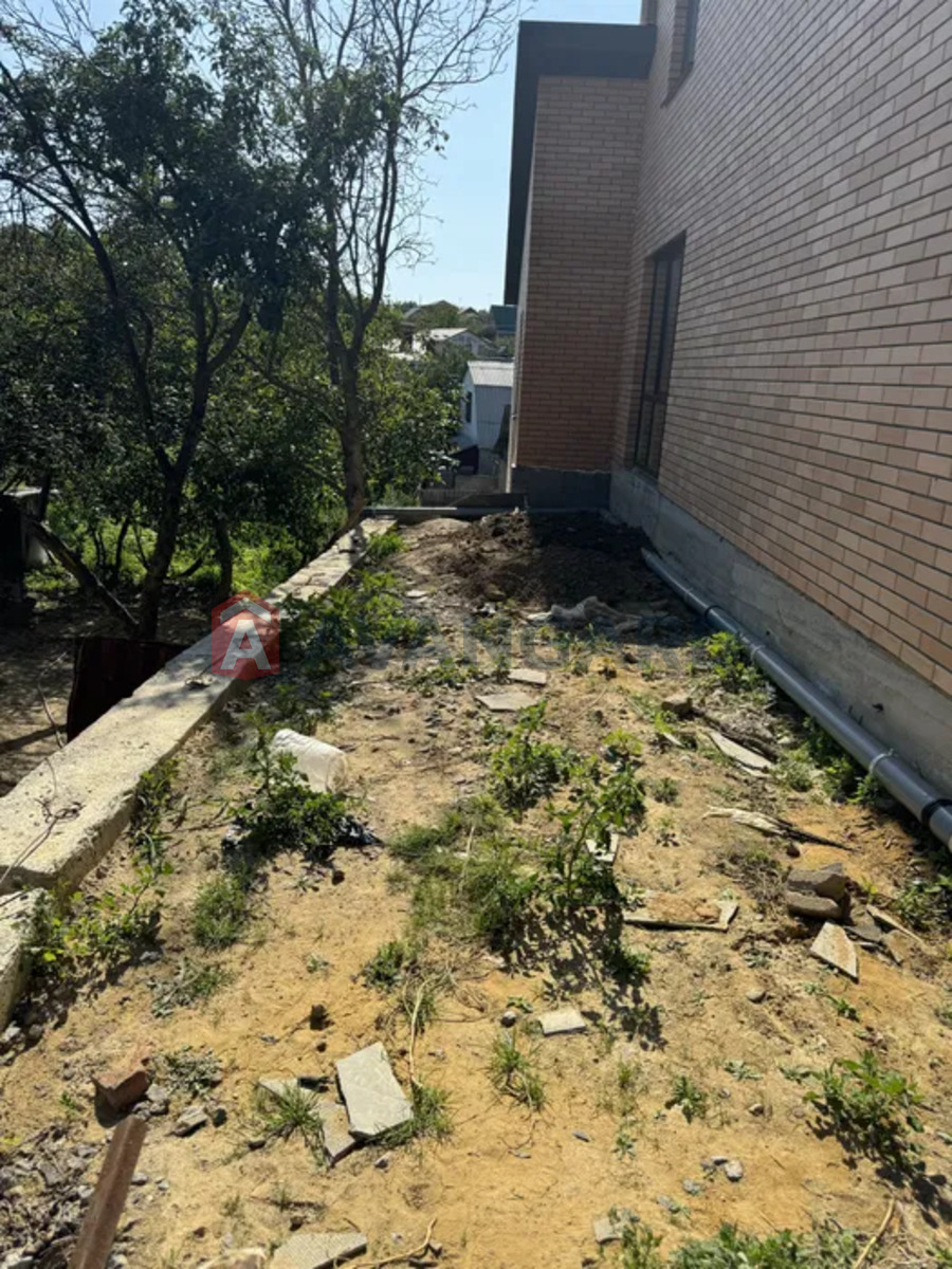 ��������, 84 ��.�. ���� 8