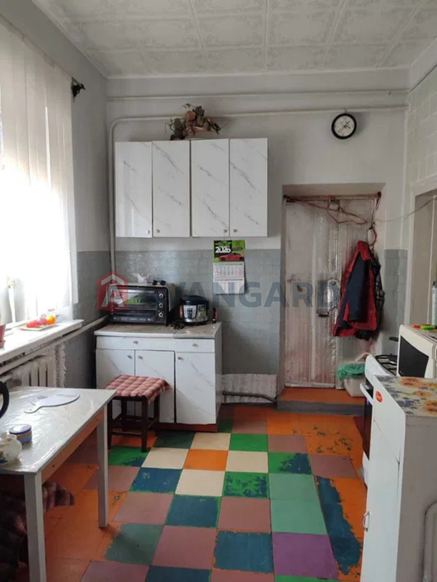 �������, 137 ��.�. ���� 16