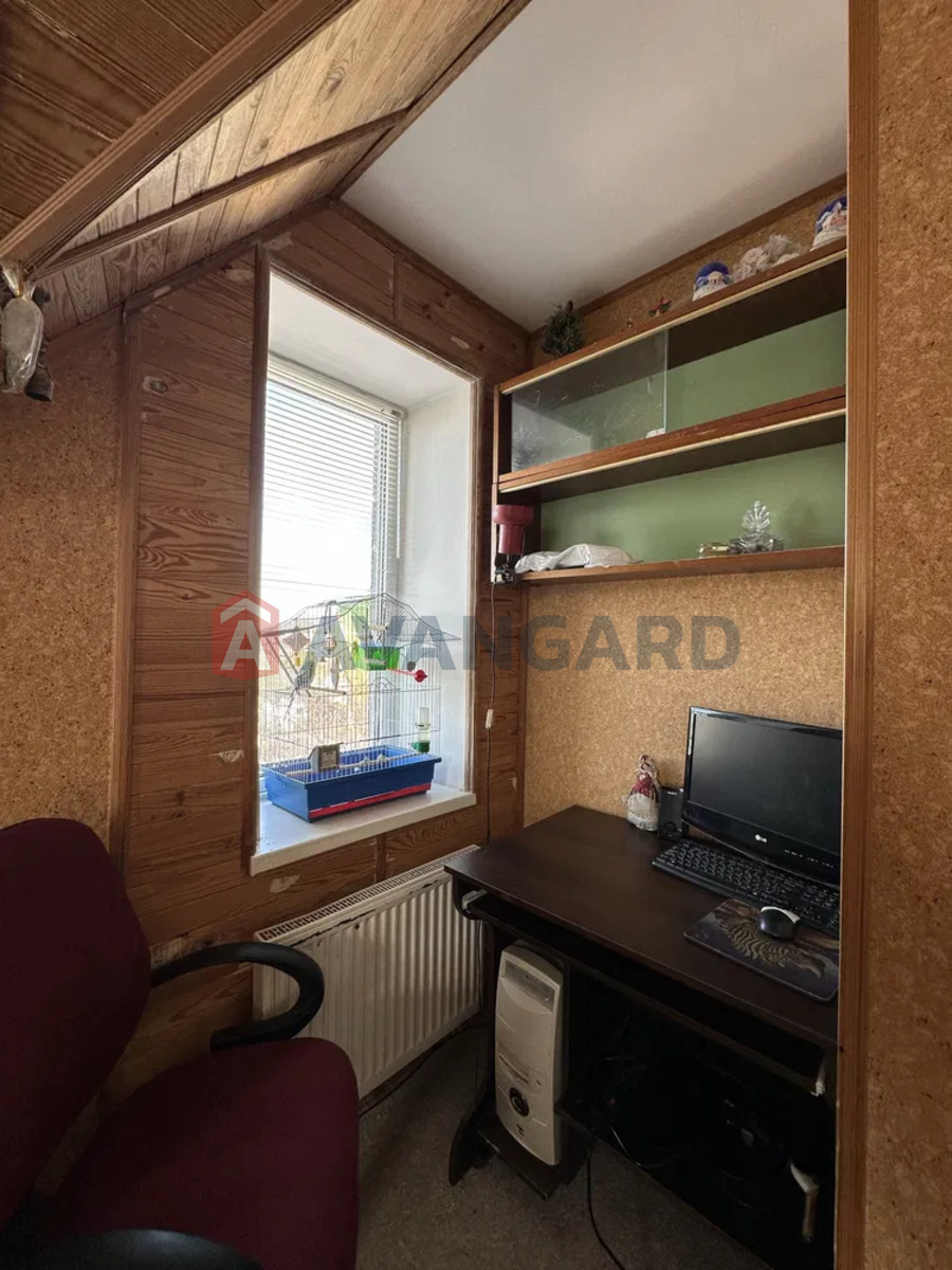 �������, 166 ��.�. ���� 12