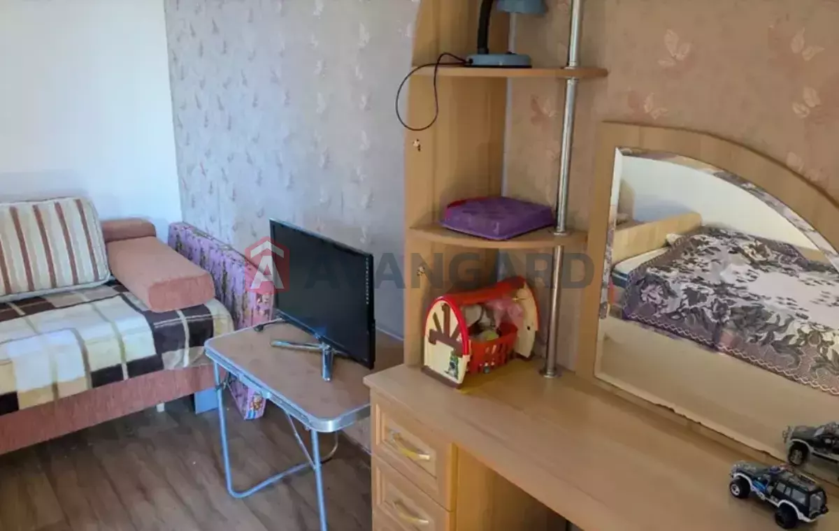 ����, 60 ��.�. ���� 13