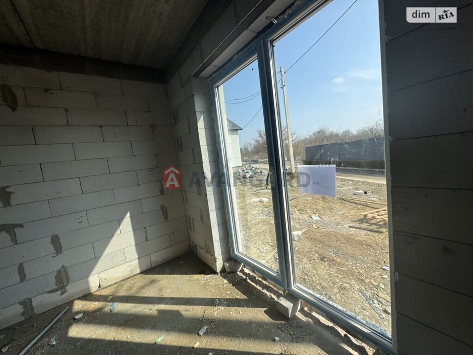 �������, 100 ��.�. ���� 1