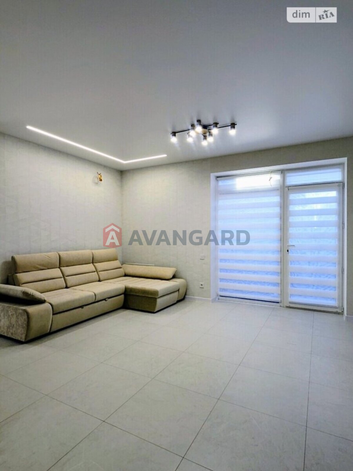 �������, 90 ��.�. ���� 15