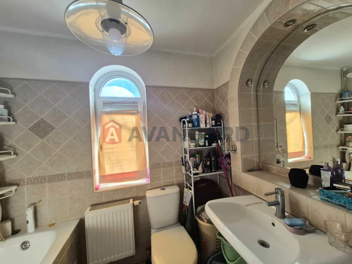 �������, 176 ��.�. ���� 16