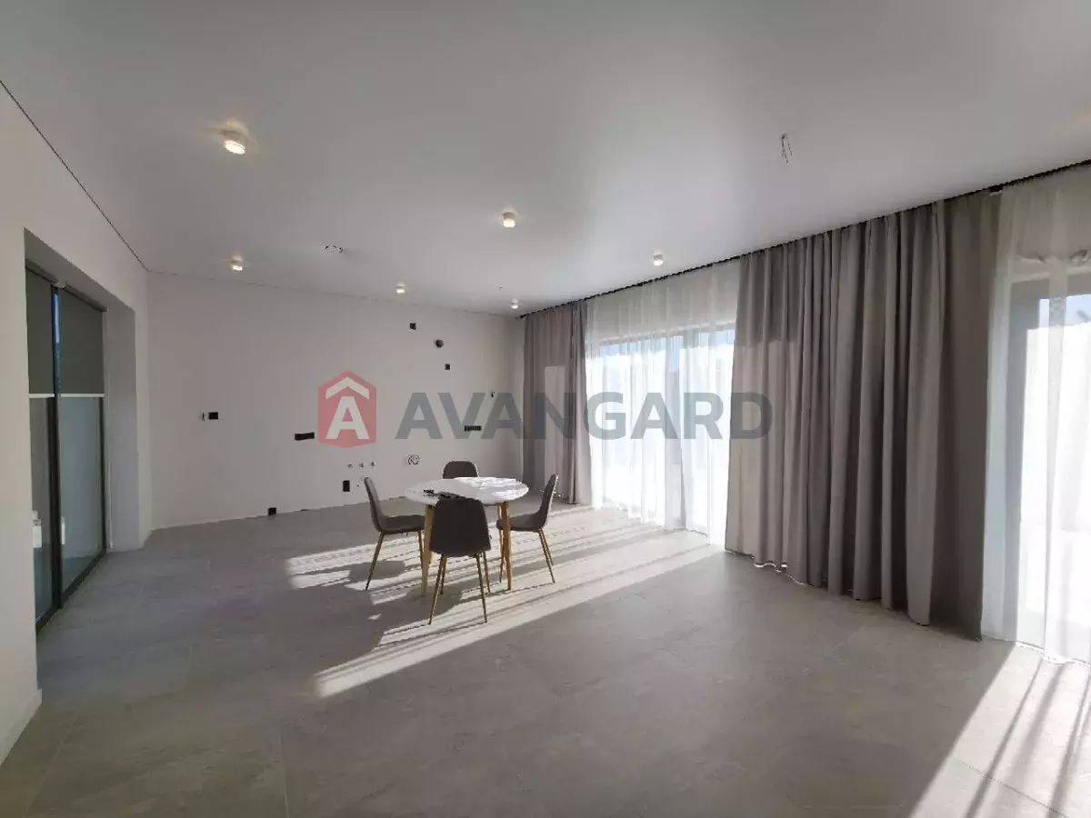 �������, 105 ��.�. ���� 3