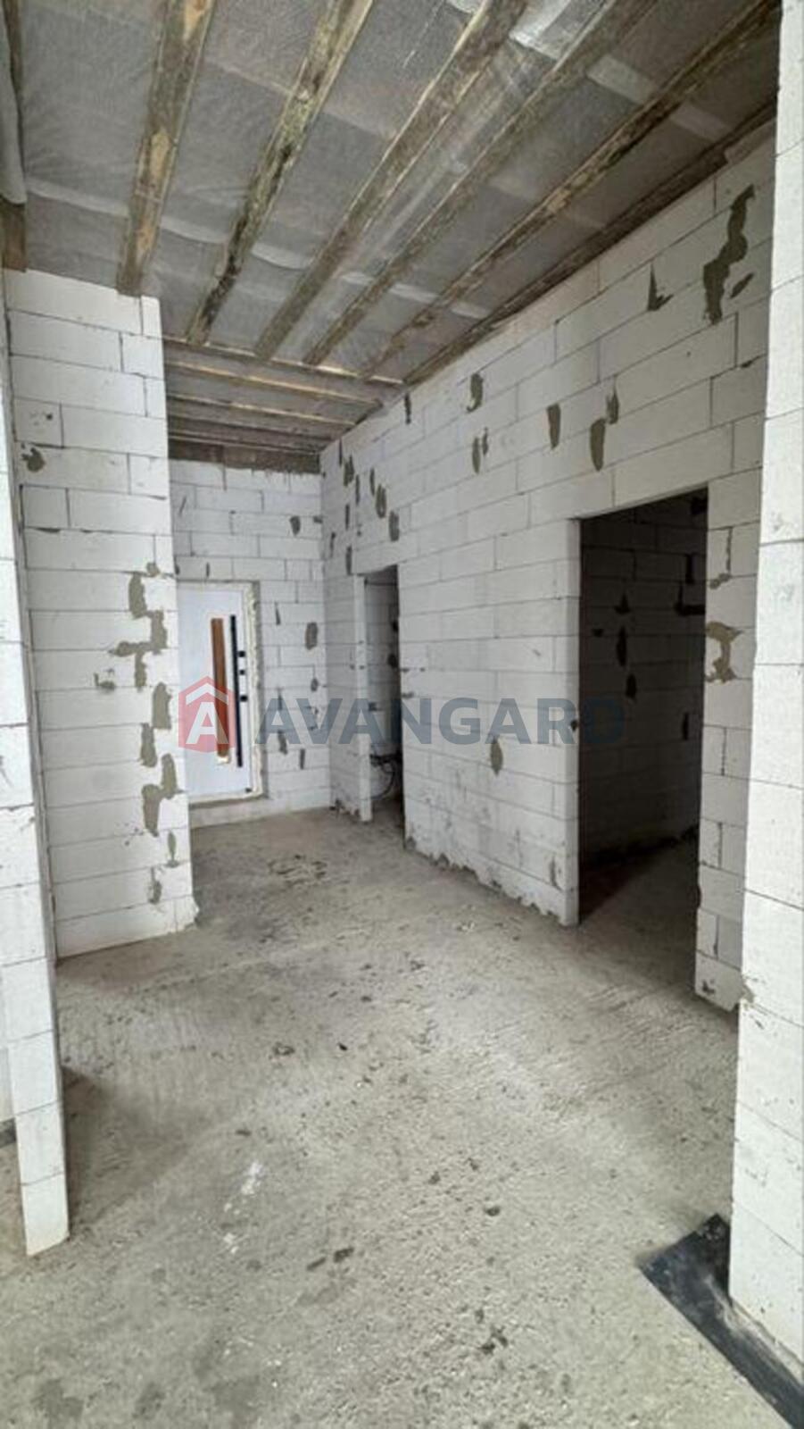 �������, 82 ��.�. ���� 13