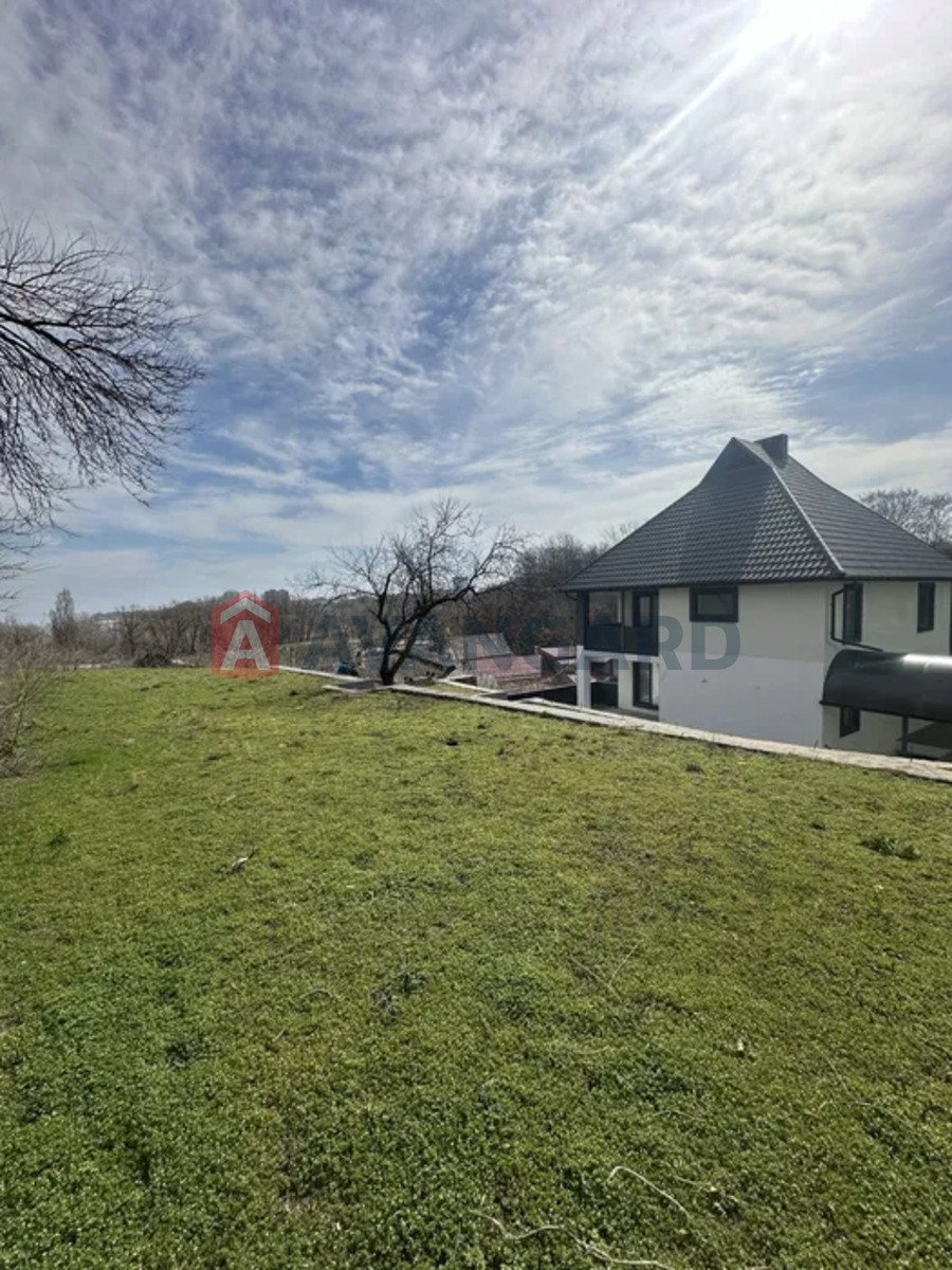 �������, 270 ��.�. ���� 3