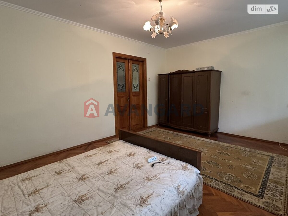 �������, 301 ��.�. ���� 10