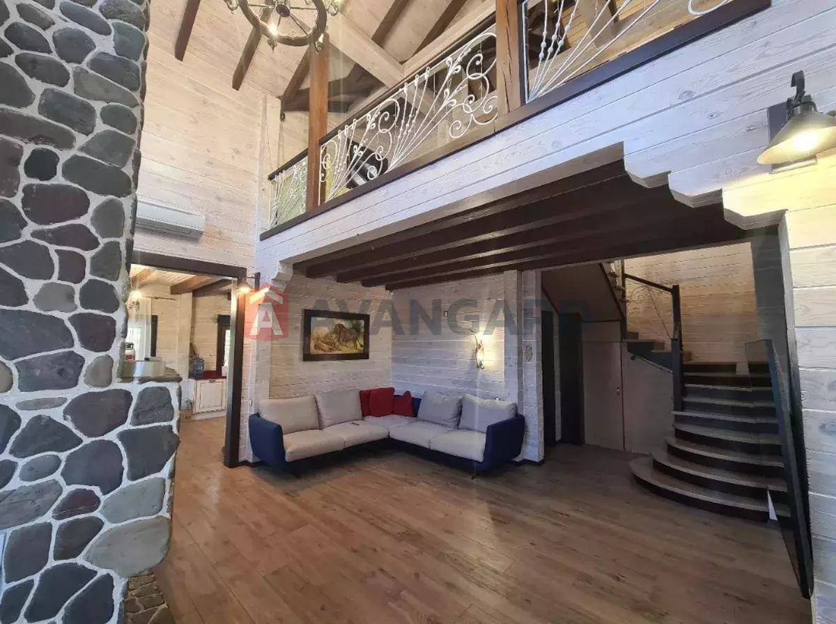 �������, 190 ��.�. ���� 1