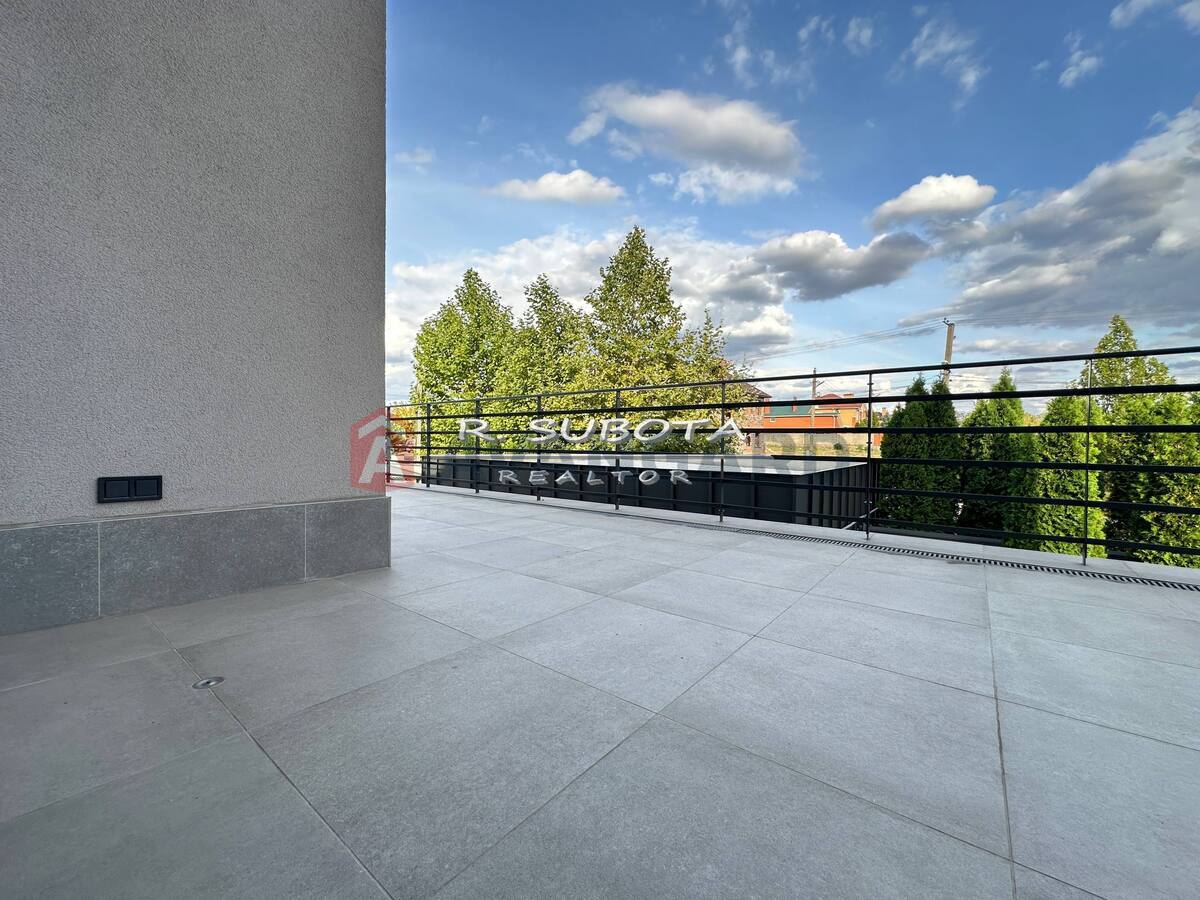 �������, 300 ��.�. ���� 6