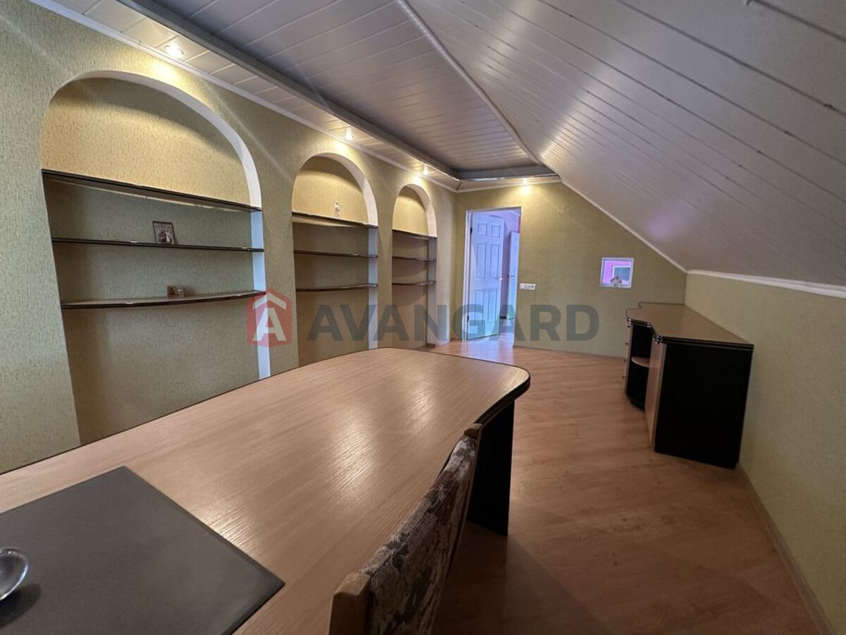 �������, 181 ��.�. ���� 19