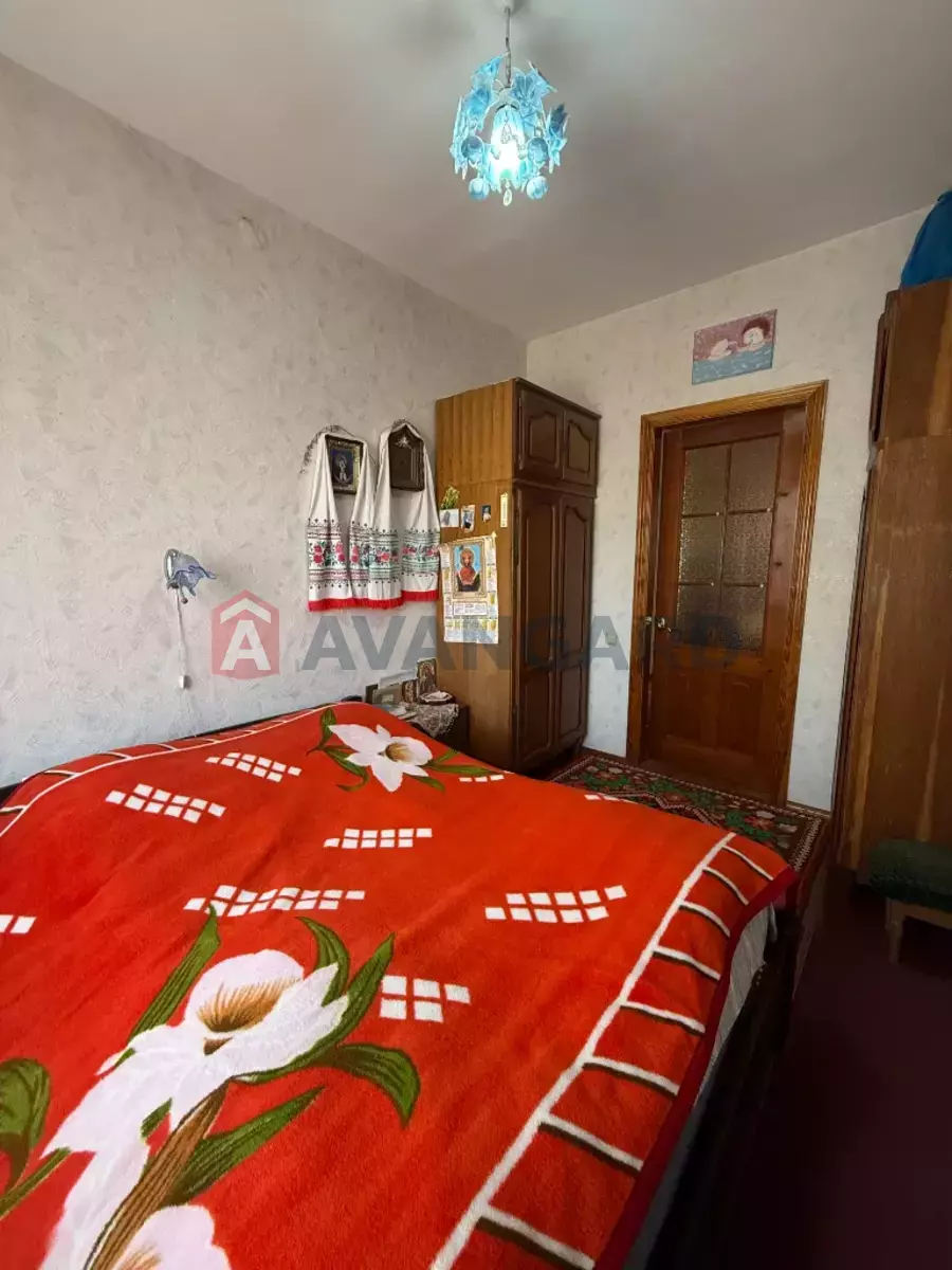 �������, 90 ��.�. ���� 27