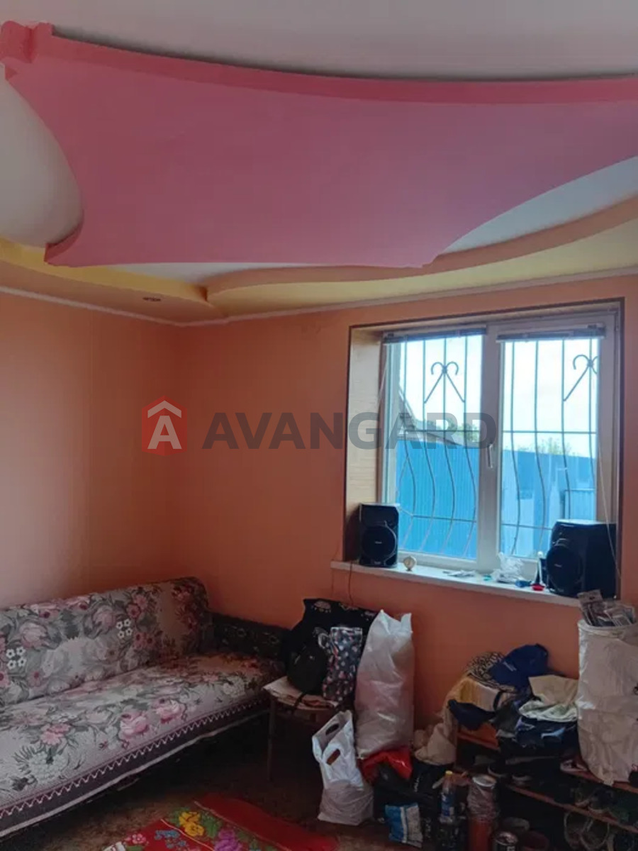 ������� �������, 32 ��.�. ���� 4