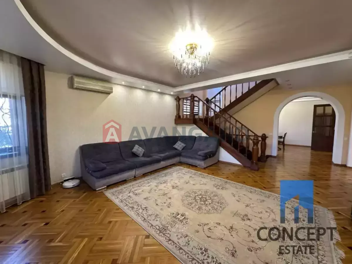 �������, 378 ��.�. ���� 13