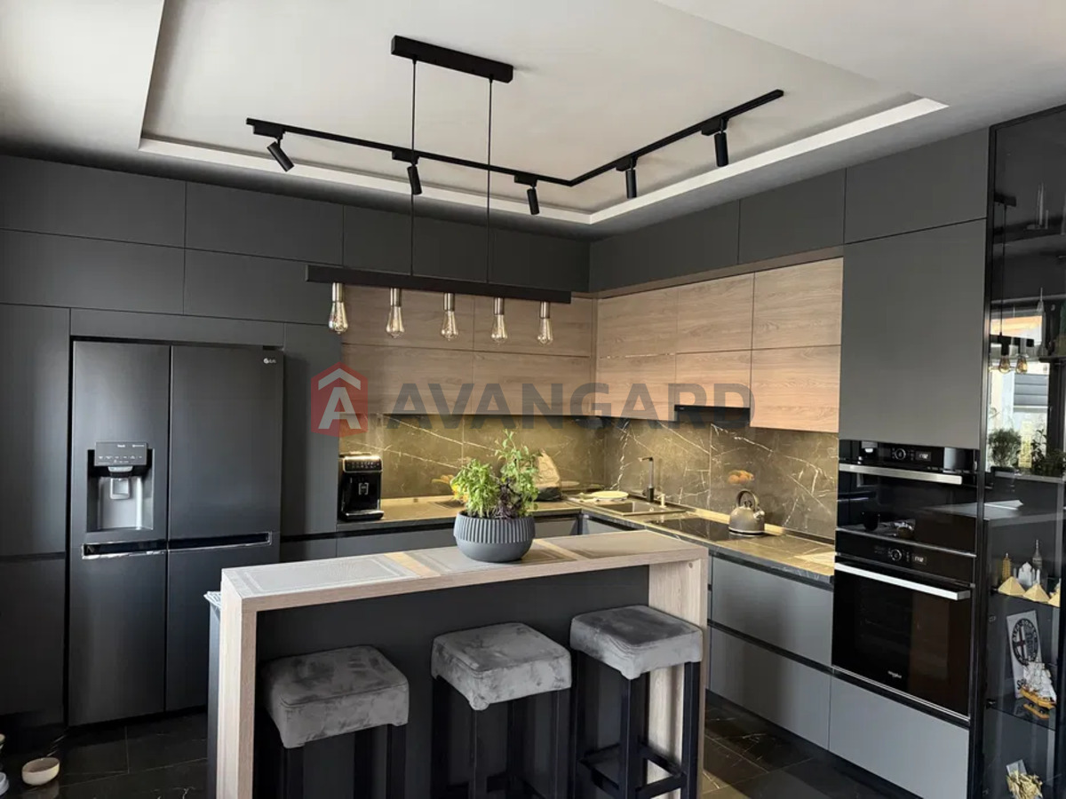 190 ��.�. ���� 1