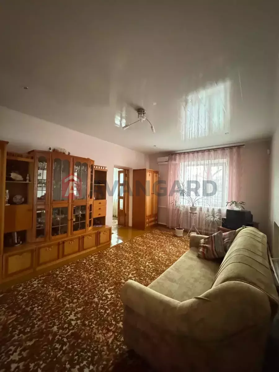 �������, 84 ��.�. ���� 11