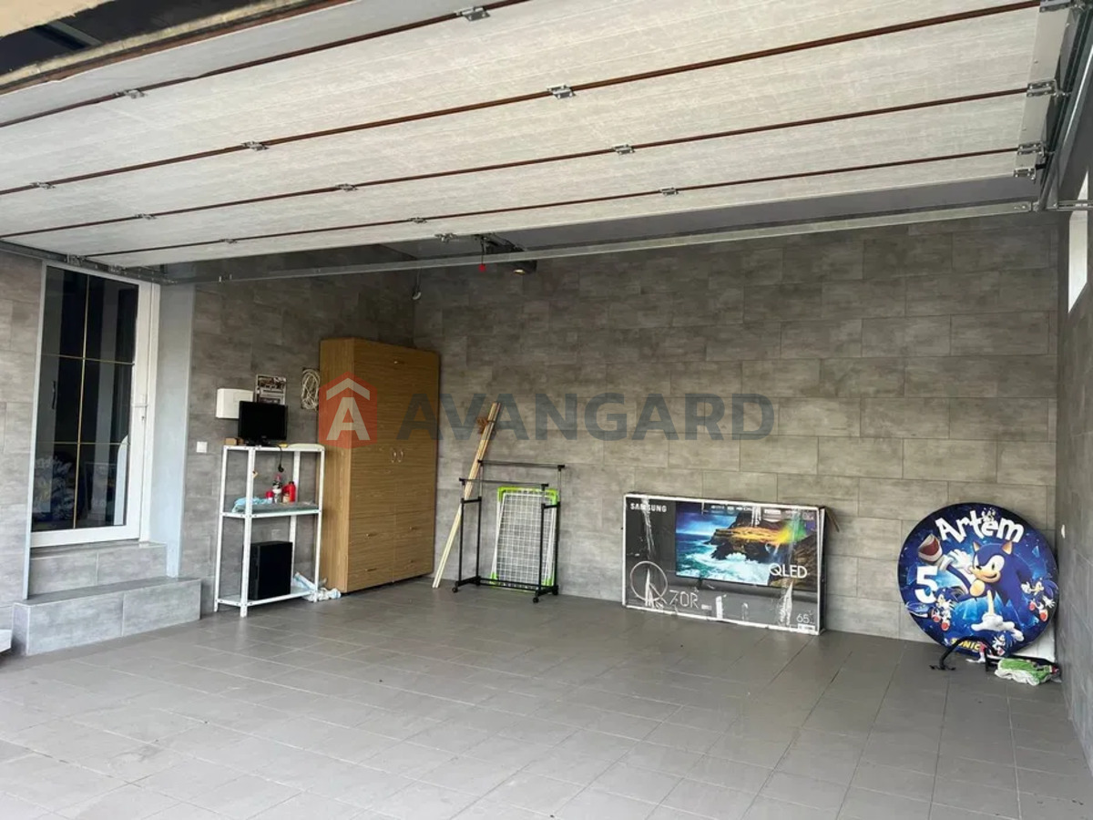 ���, 225 ��.�. ���� 9