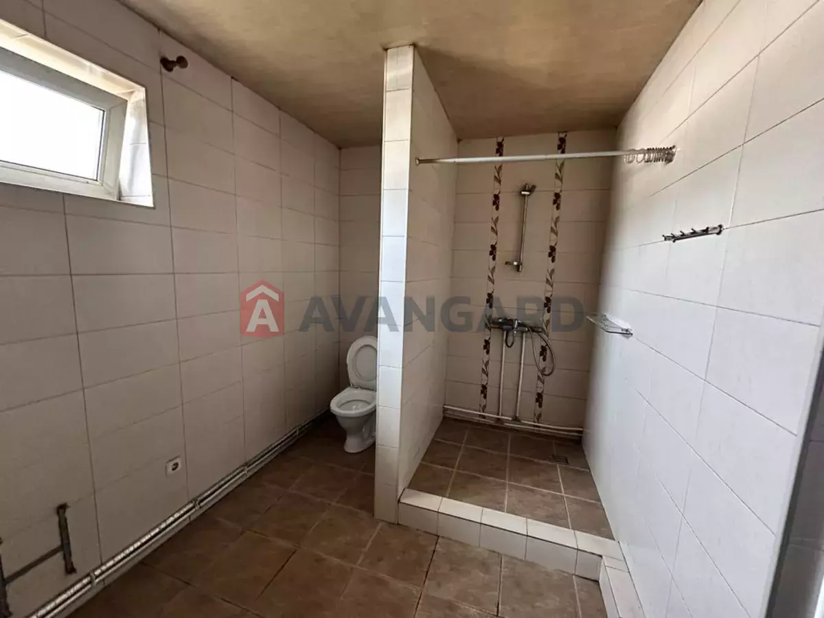 ����, 140 ��.�. ���� 8