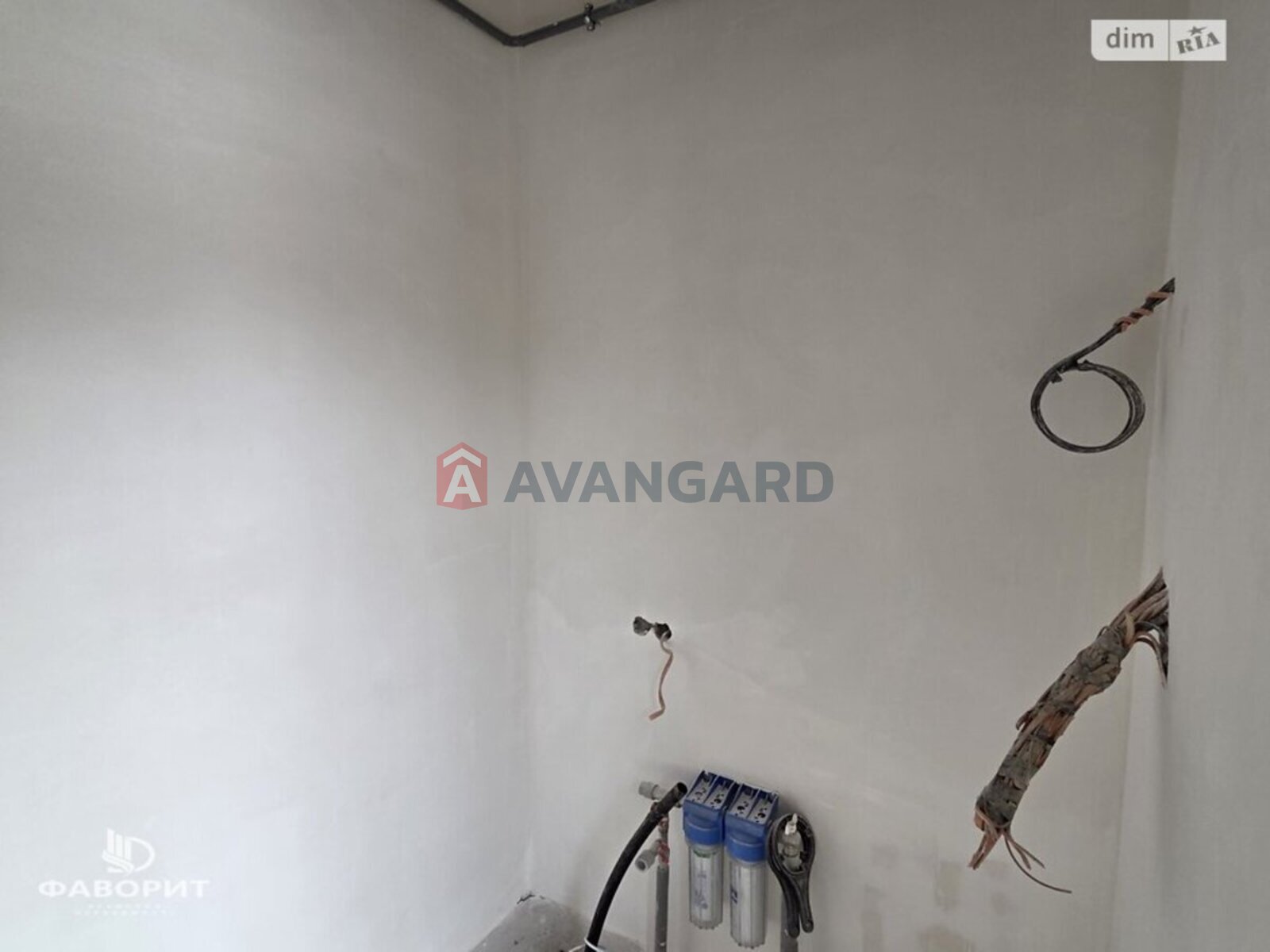 ��������, 105 ��.�. ���� 9