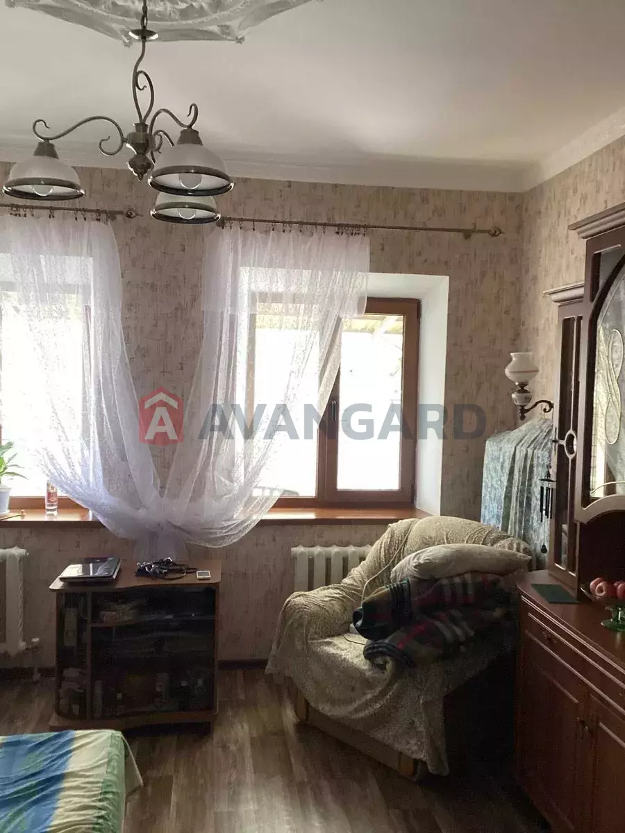 ���, 80 ��.�. ���� 4