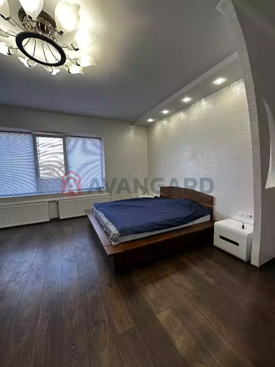 �������, 167 ��.�. ���� 13