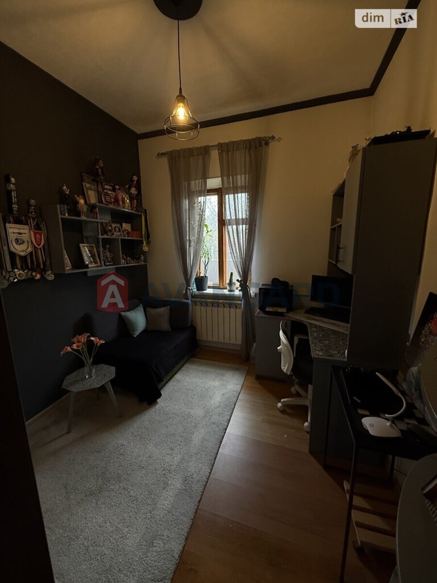 �������, 85 ��.�. ���� 9