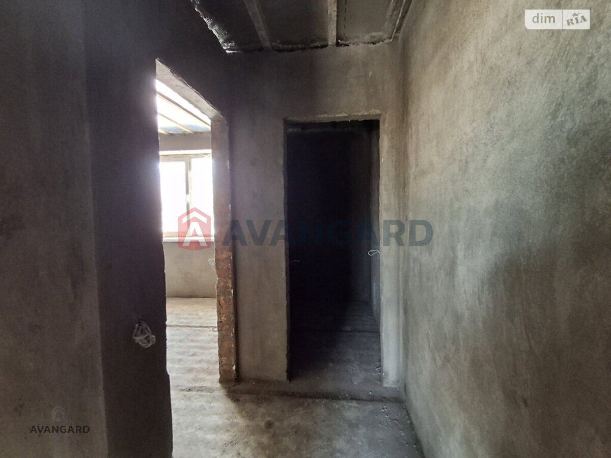 ��������, 75 ��.�. ���� 8