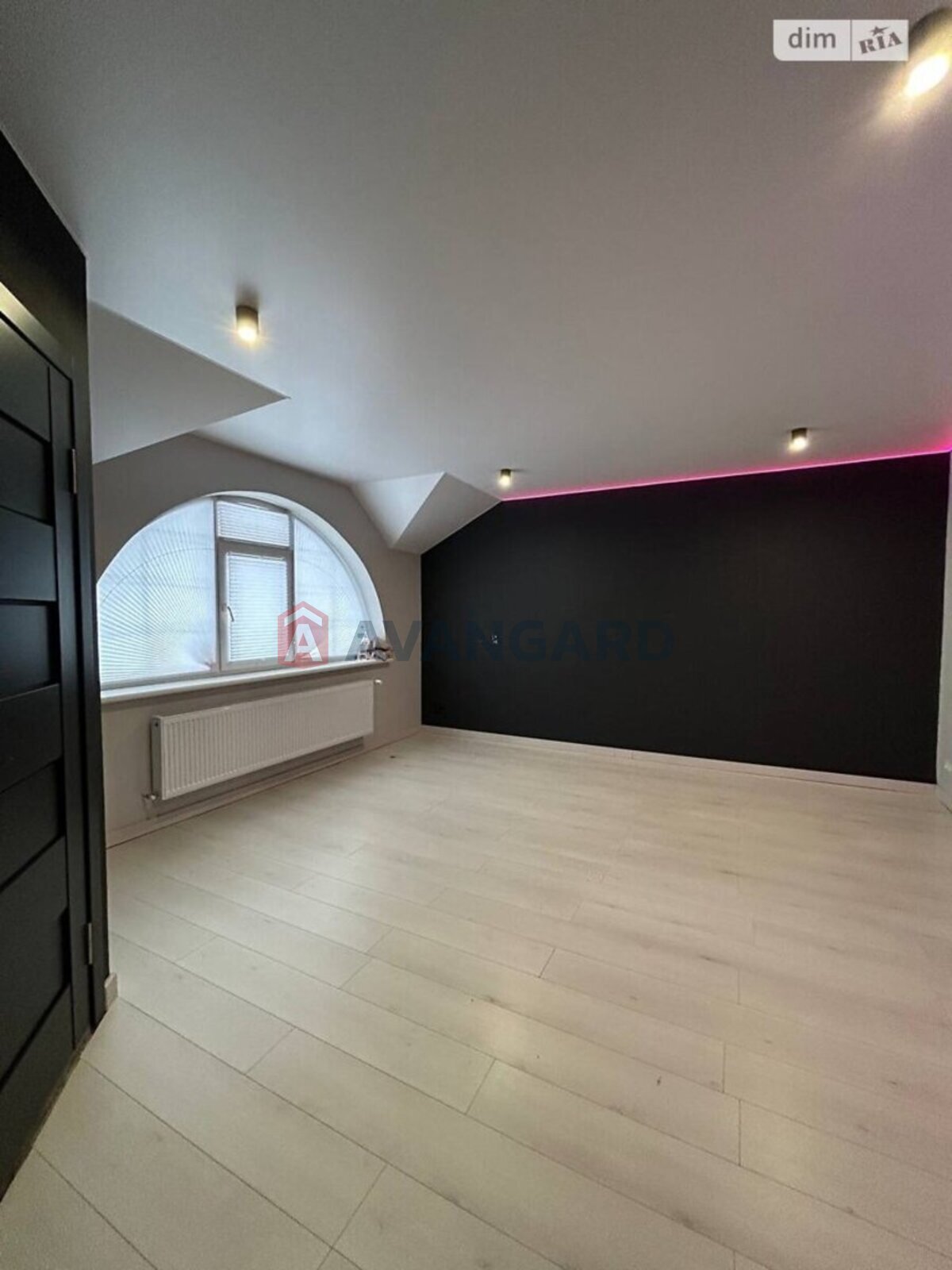 ������� �������, 206 ��.�. ���� 22