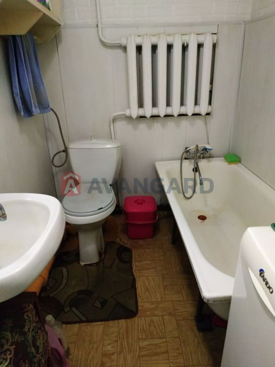 �������, 82 ��.�. ���� 10