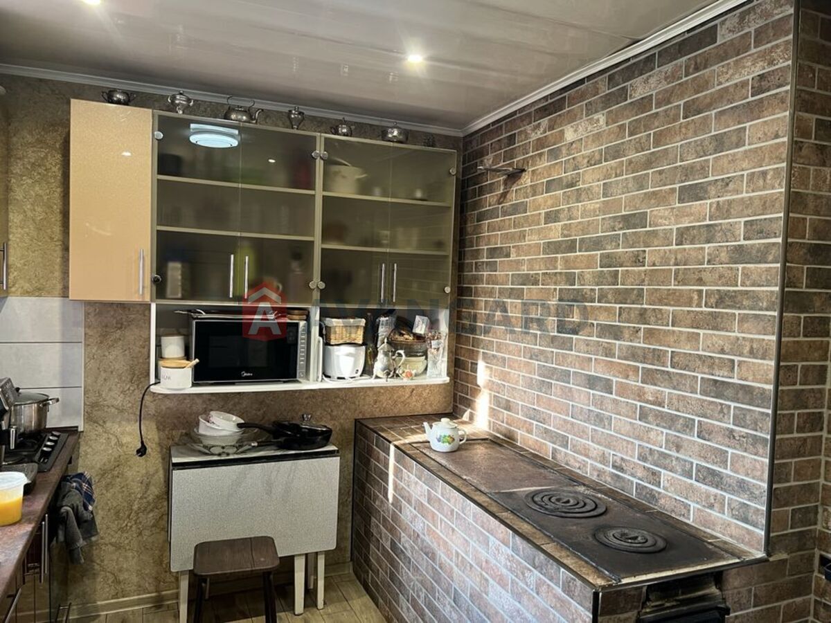 �������, 70 ��.�. ���� 16