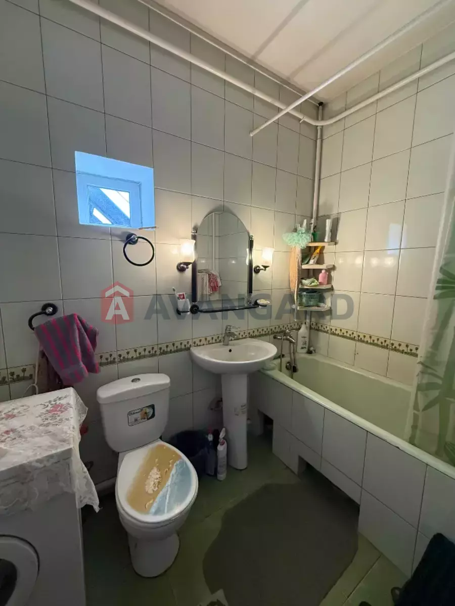 �������, 90 ��.�. ���� 9