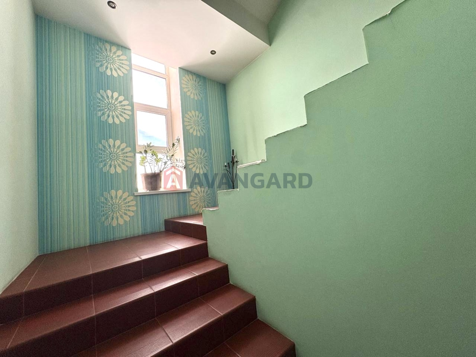 ���, 300 ��.�. ���� 11