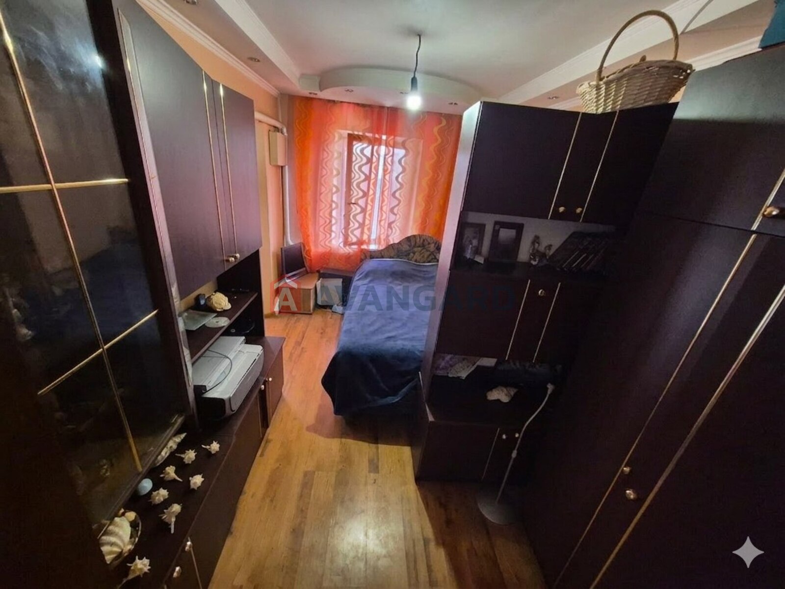 ���, 80 ��.�. ���� 14