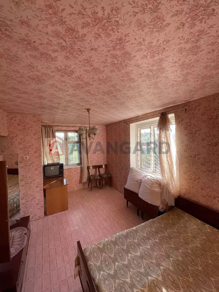 ����, 119 ��.�. ���� 8