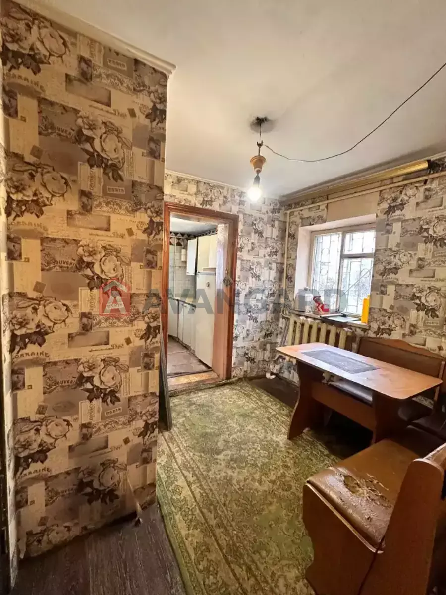 �������, 50 ��.�. ���� 11