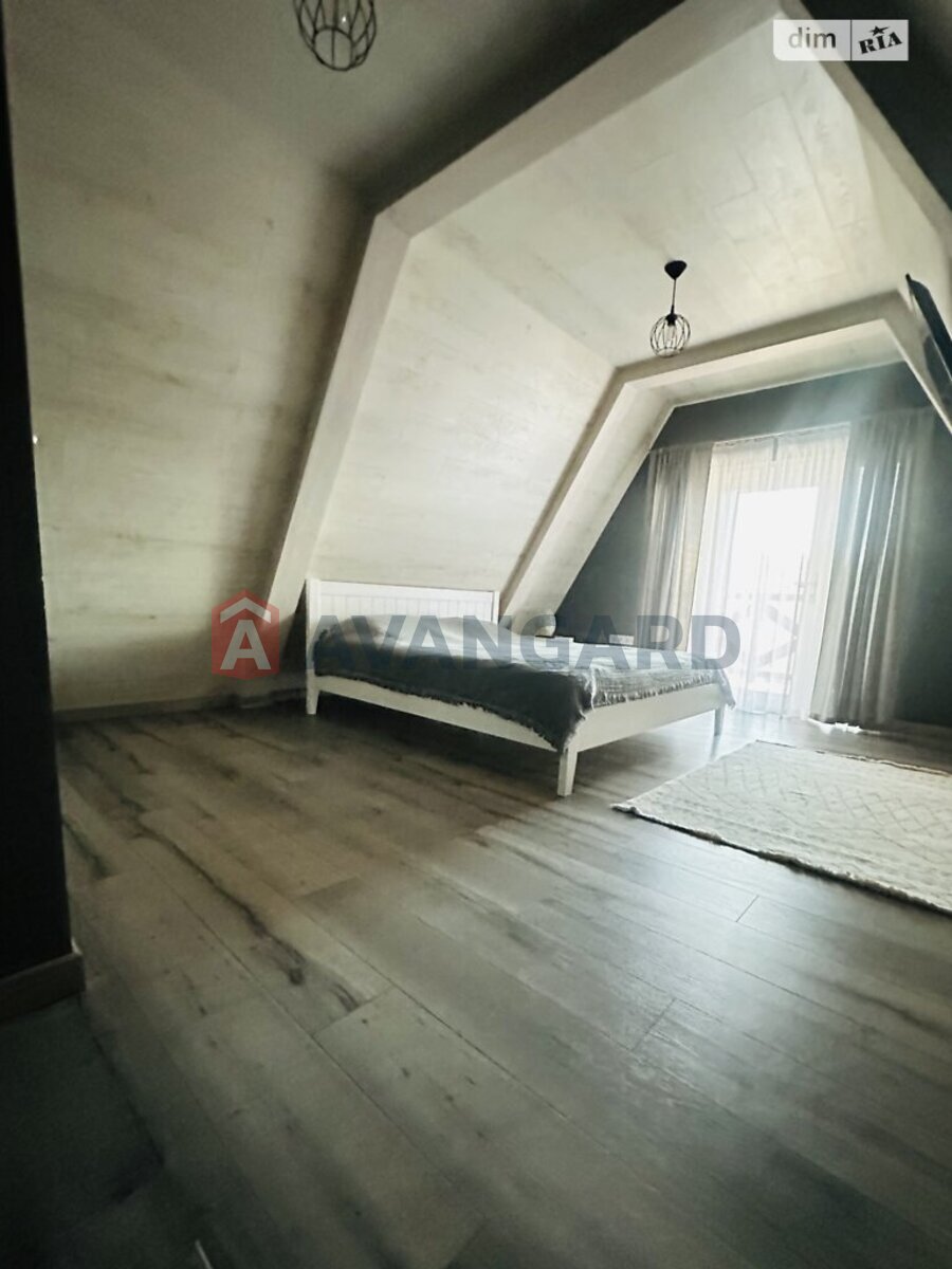 �������, 90 ��.�. ���� 13