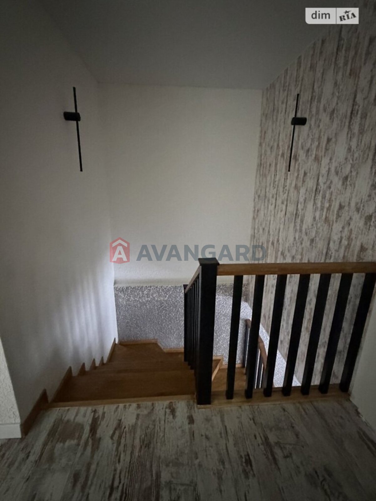 ��������, 76 ��.�. ���� 5