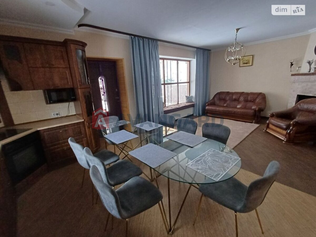 �������, 120 ��.�. ���� 17