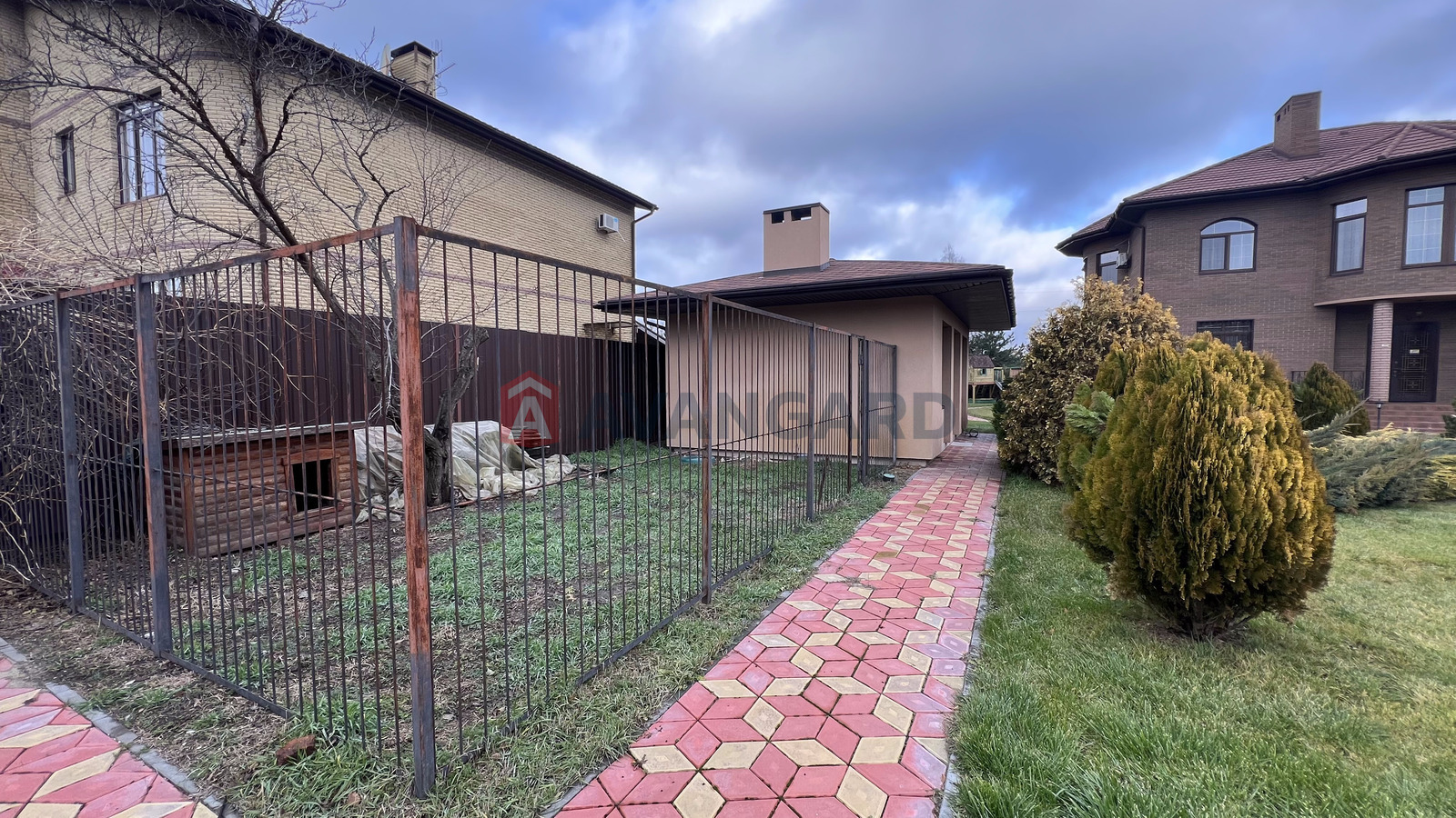 ���, 310 ��.�. ���� 26