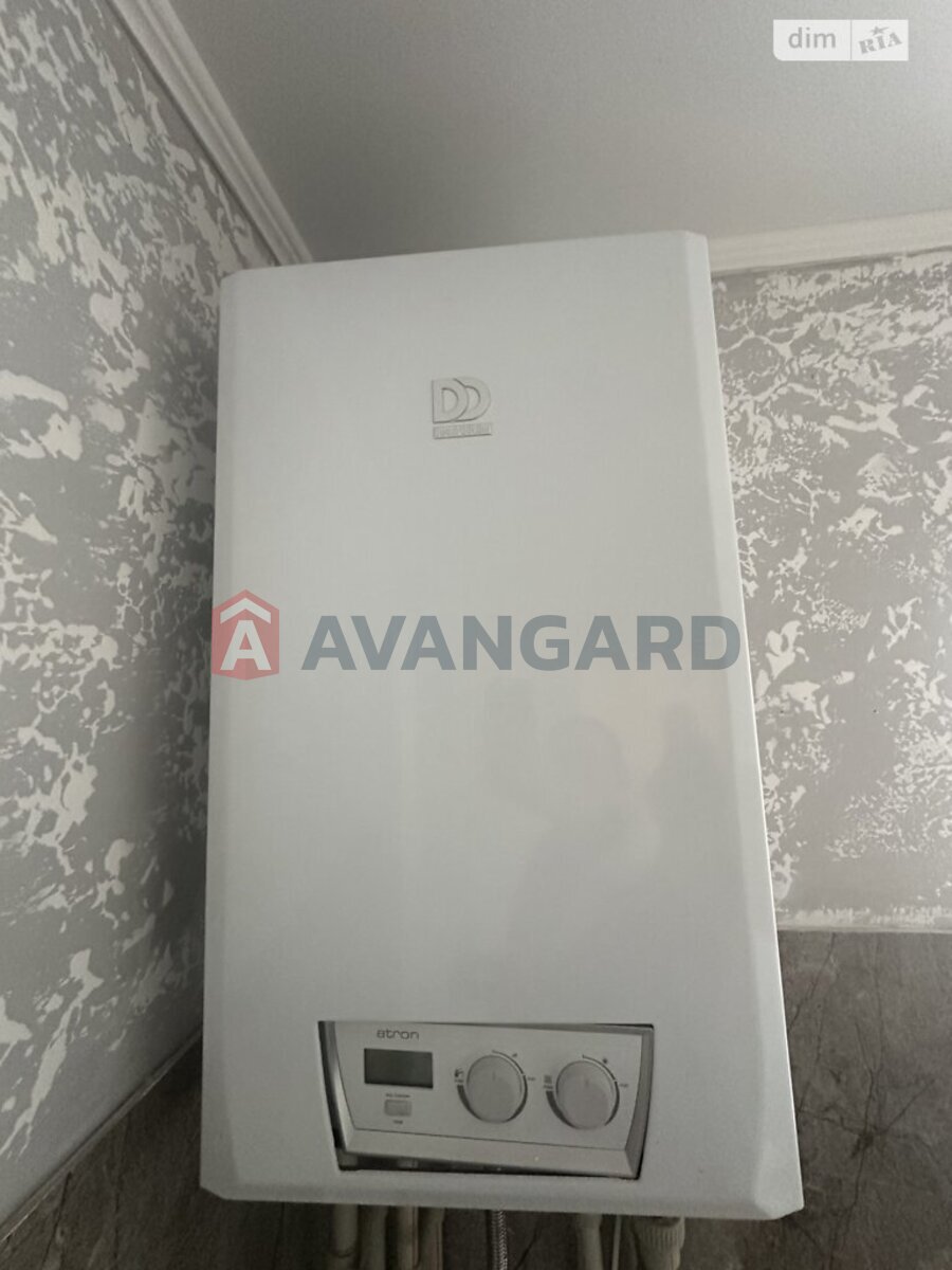 ������� �������, 33 ��.�. ���� 7