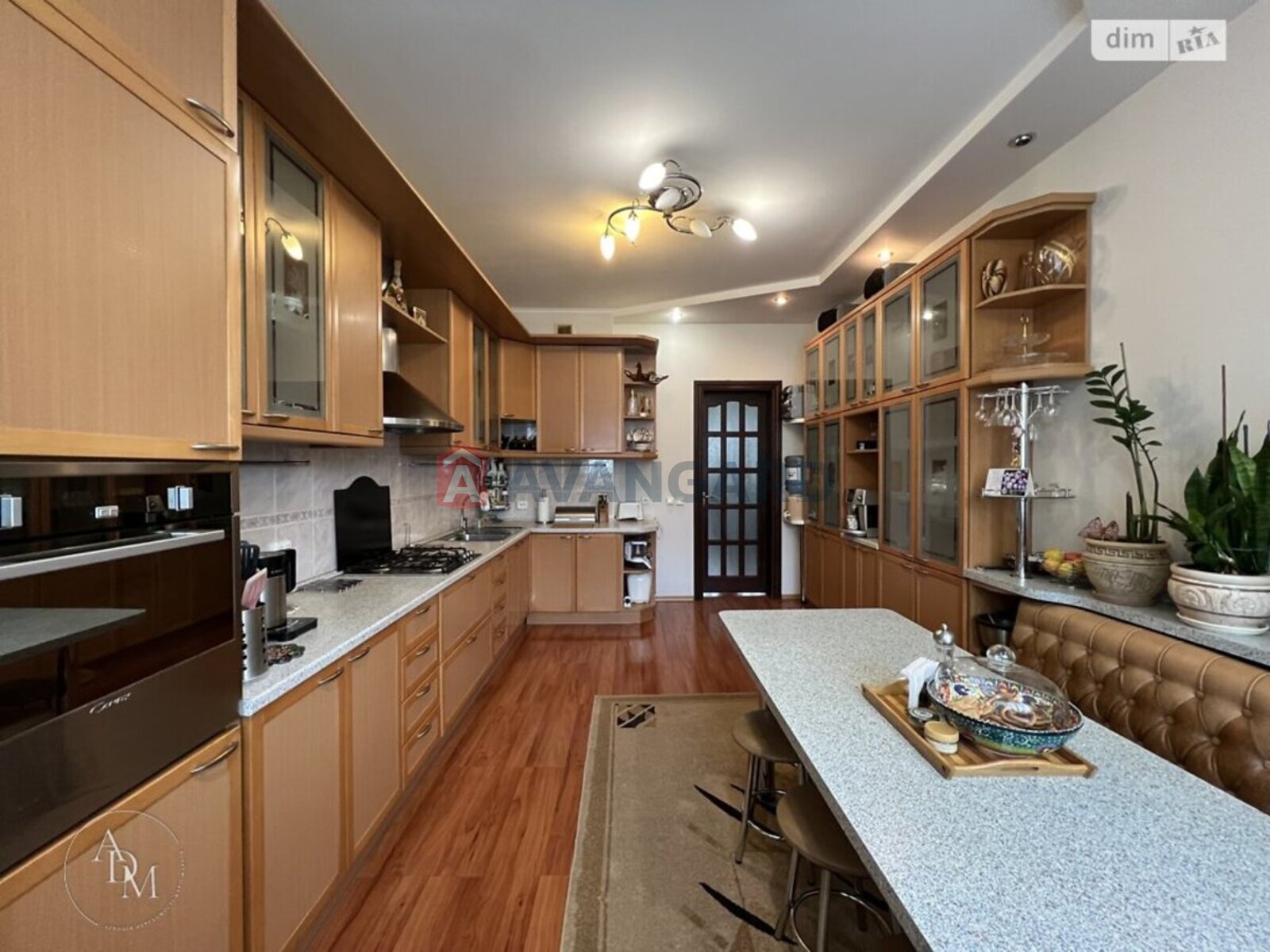 �������, 249 ��.�. ���� 6