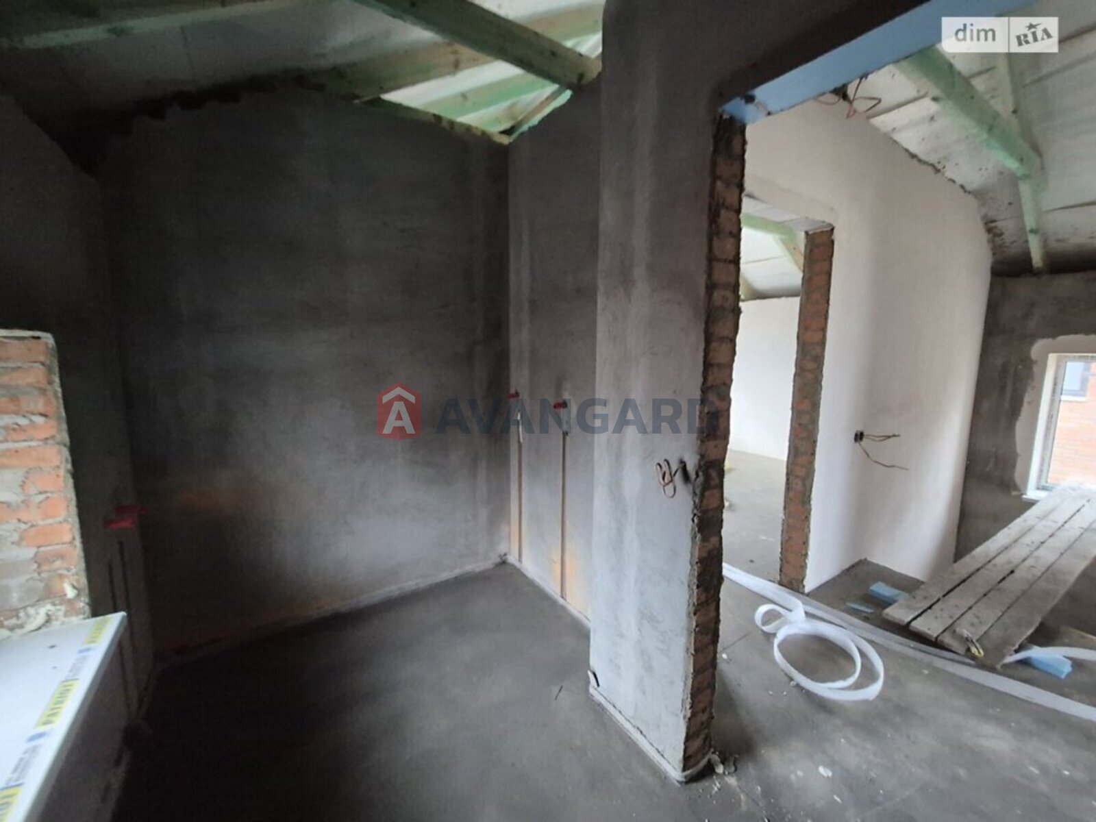 �������, 105 ��.�. ���� 26