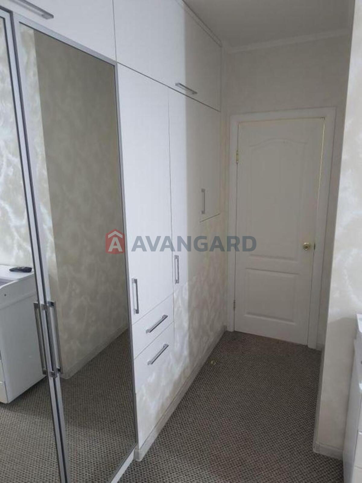 ��������, 70 ��.�. ���� 19