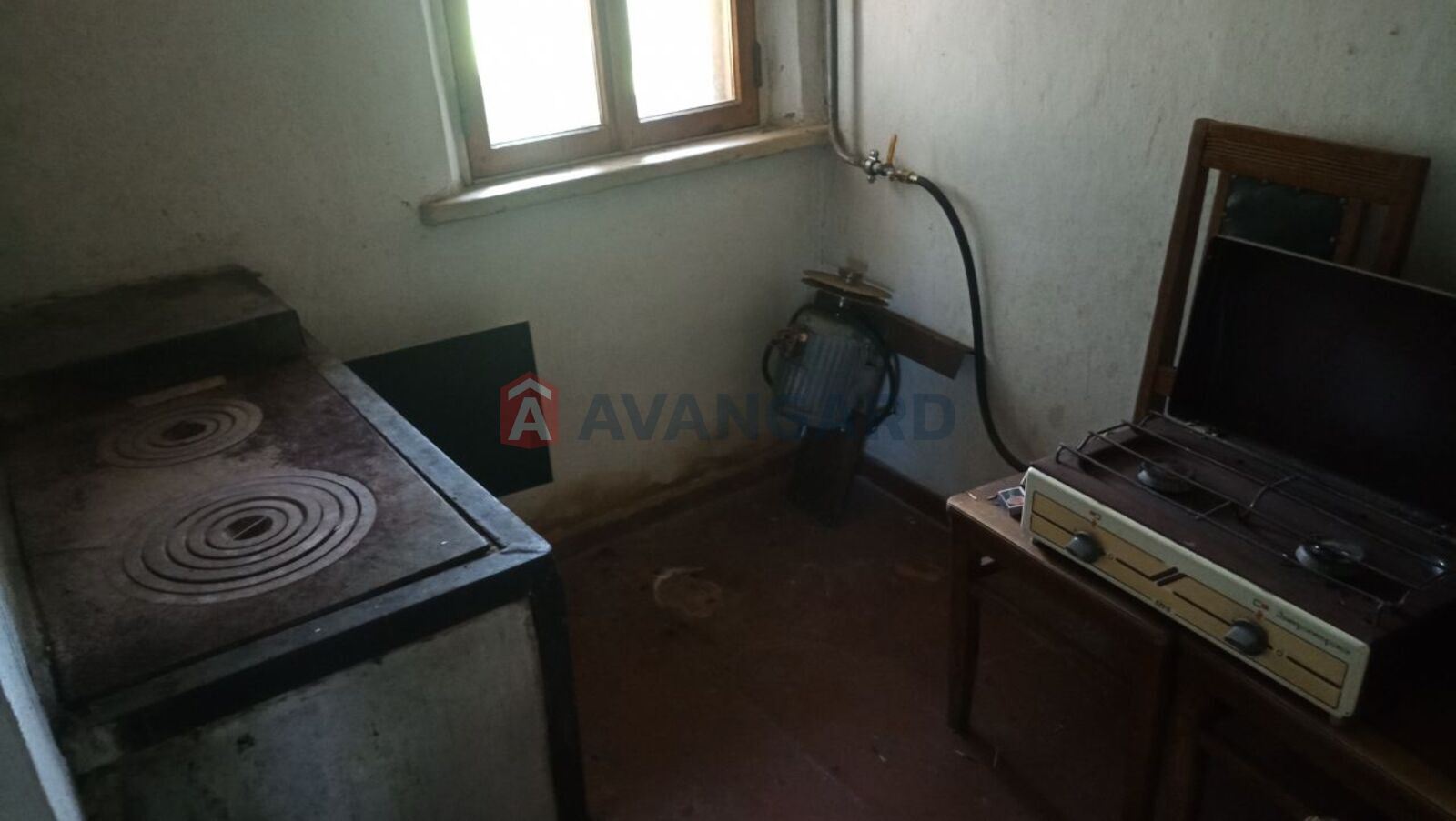 ������� �������, 51 ��.�. ���� 14