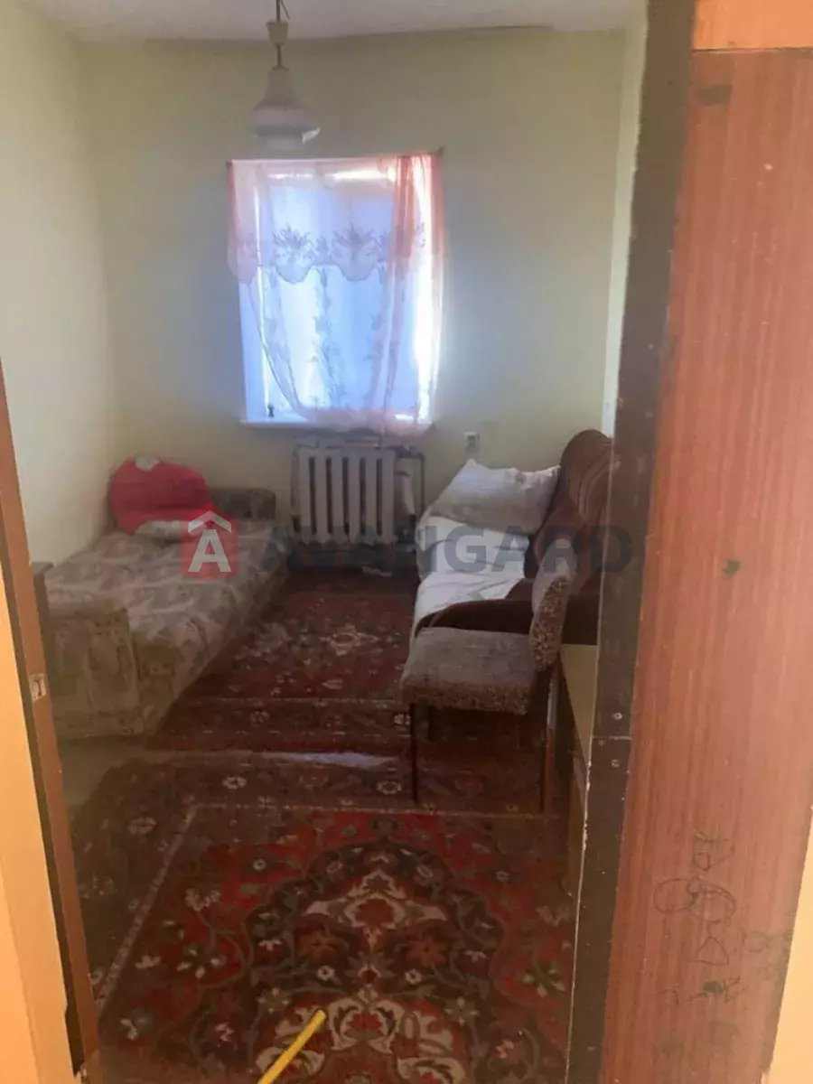 �������, 100 ��.�. ���� 12